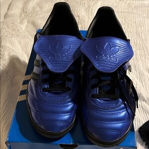 Adidas Handball Spezial Box in Blue. Brand New!